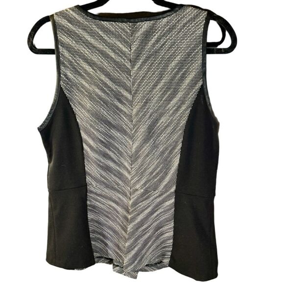 Top – Size Medium Calvin Klein Houndstooth & Pleather Panel Sleeveless Top - Picture 3 of 3